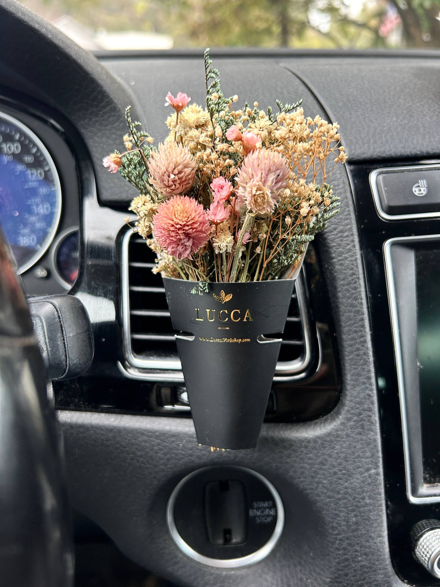 Lucca Nontoxic Floral Car Air Freshener: Lavender & Orange