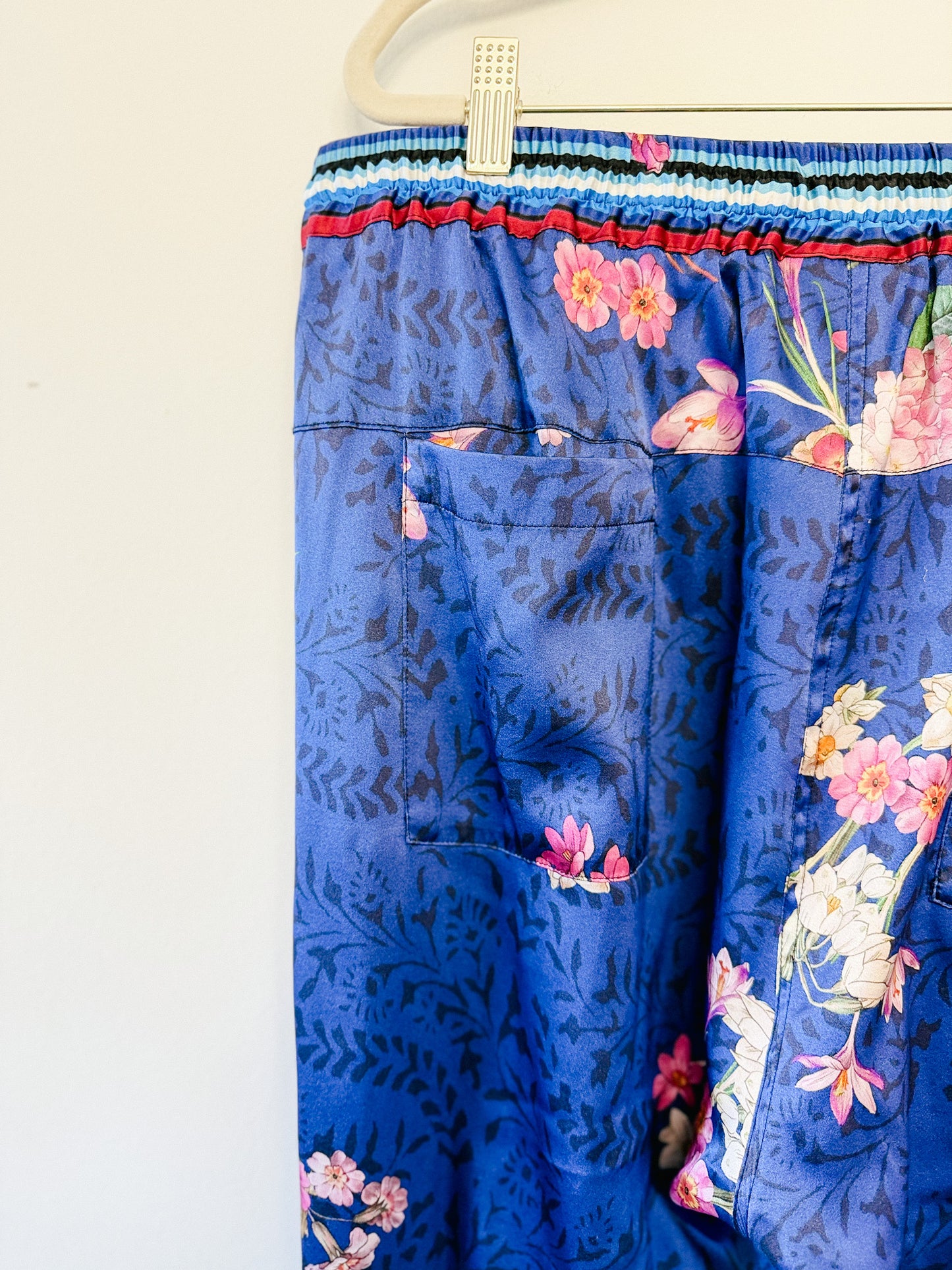 Johnny Was Willowa Zaria Floral Silk Blend Jogger, Size Large