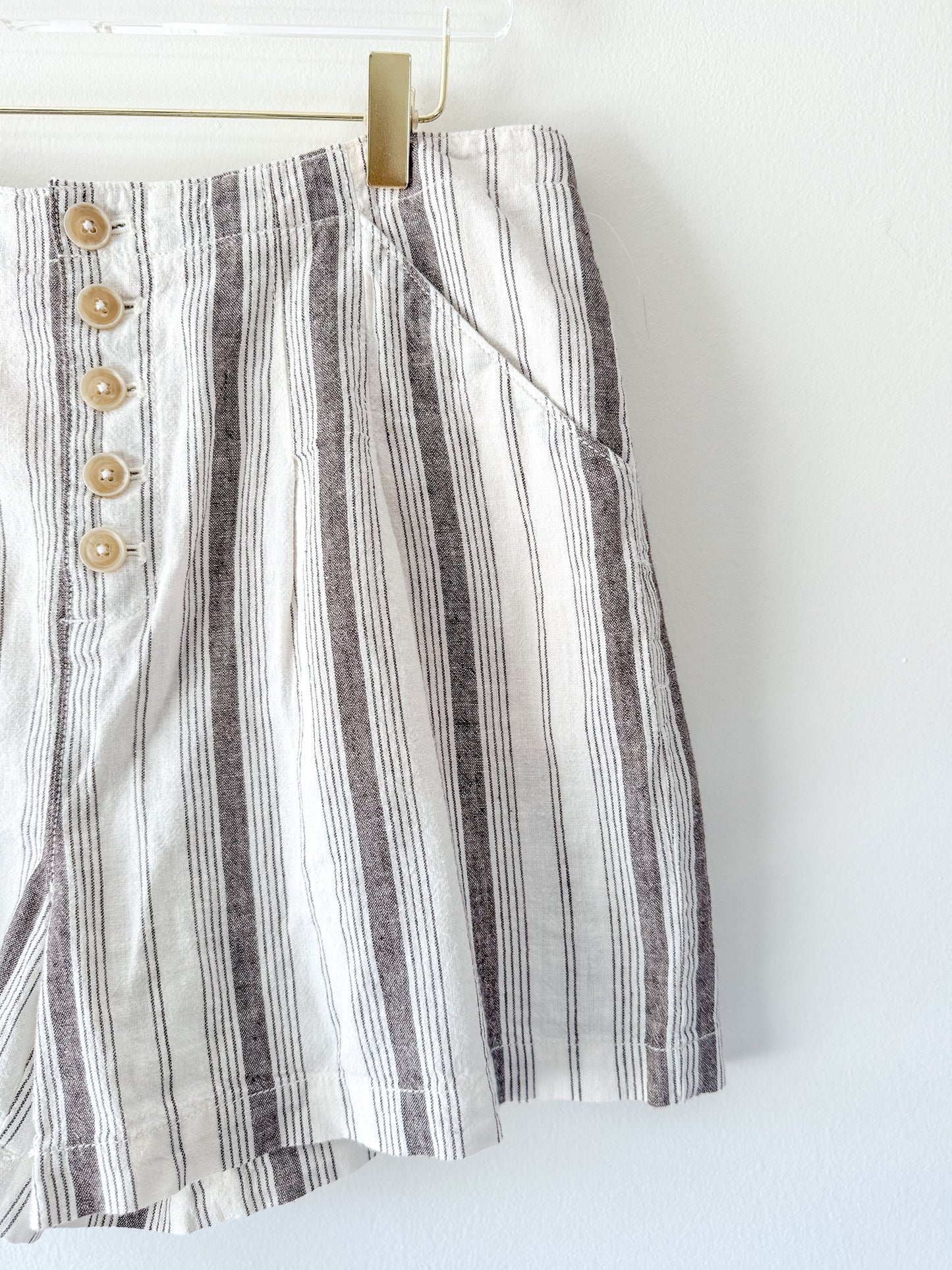 by Anthropologie White Striped Linen Blend High Rise Beachgoer Shorts