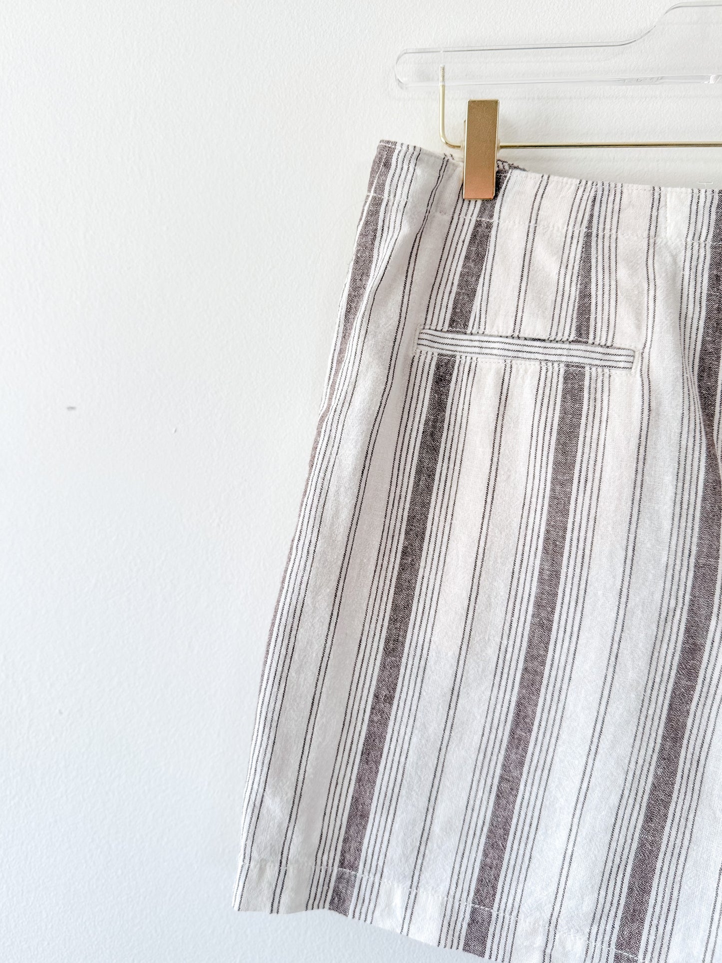 by Anthropologie White Striped Linen Blend High Rise Beachgoer Shorts