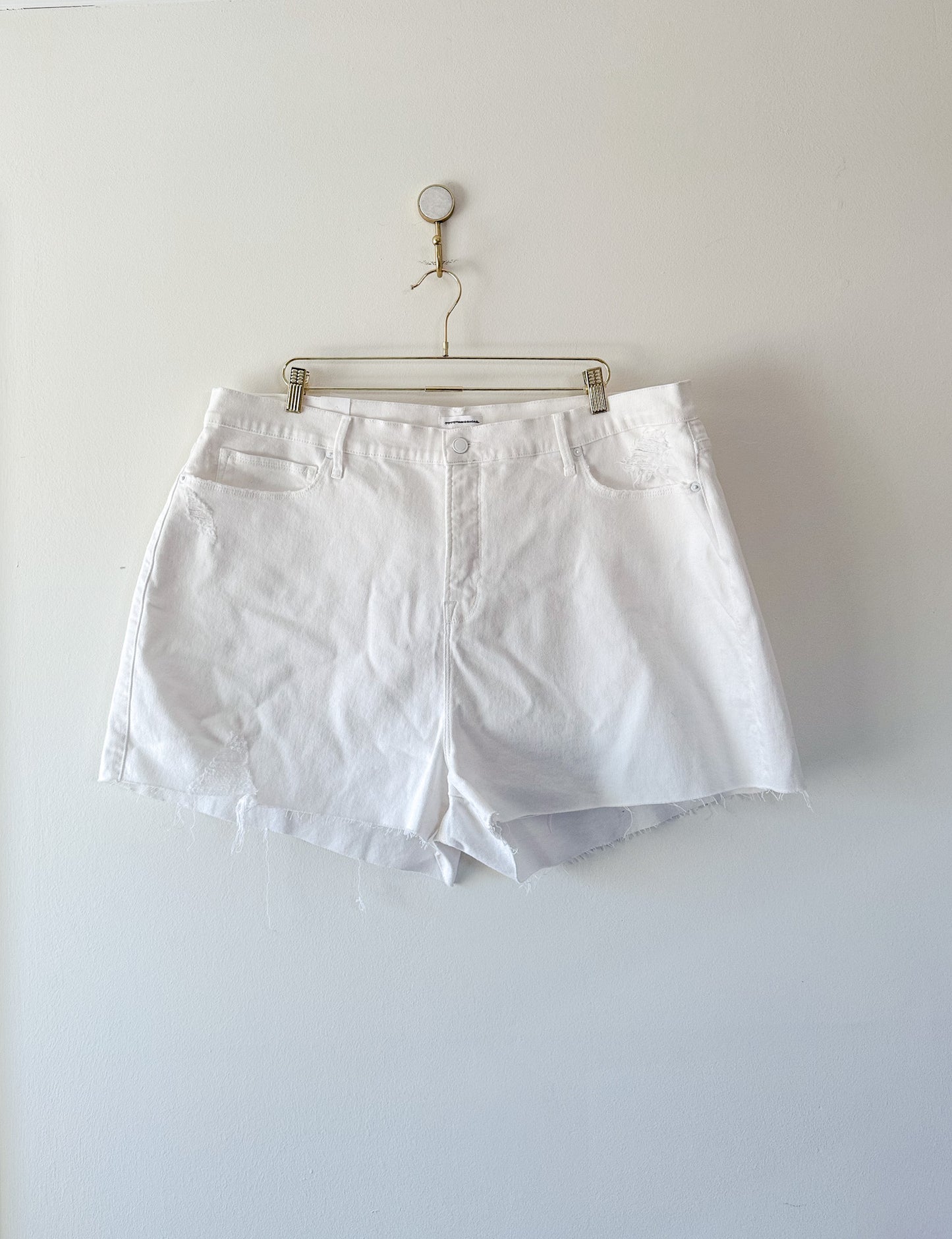 Good American Good ’90s Denim Shorts