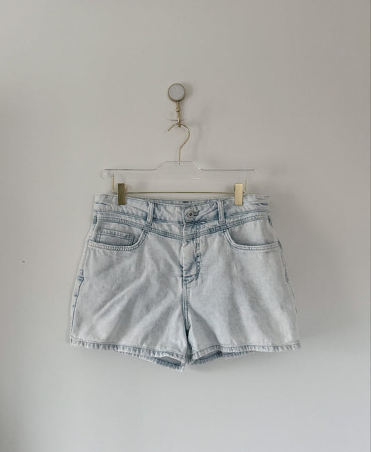 Pilcro High Rise Slim Shorts