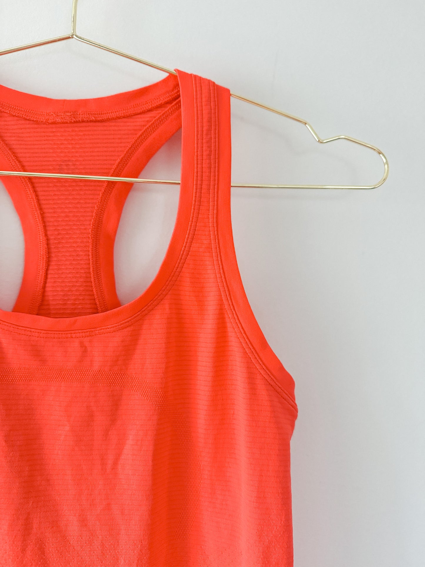 Lululemon Swiftly Tech Racerback 2.0 *Race Length