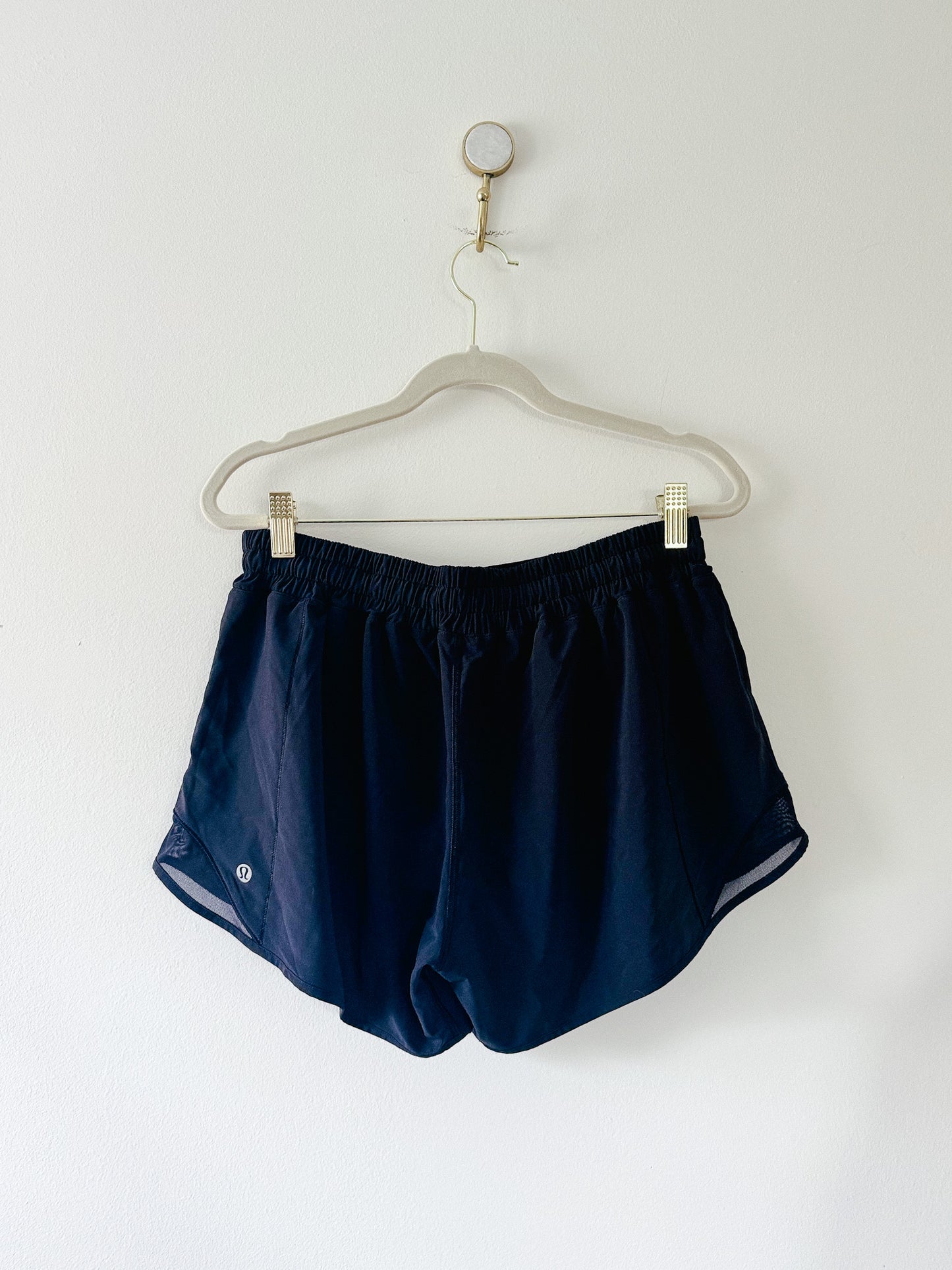 Lululemon Hotty Hot Short II *Long 4" inseam