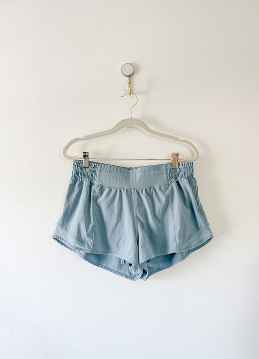Lululemon Hotty Hot Short *High-Rise 2.5"