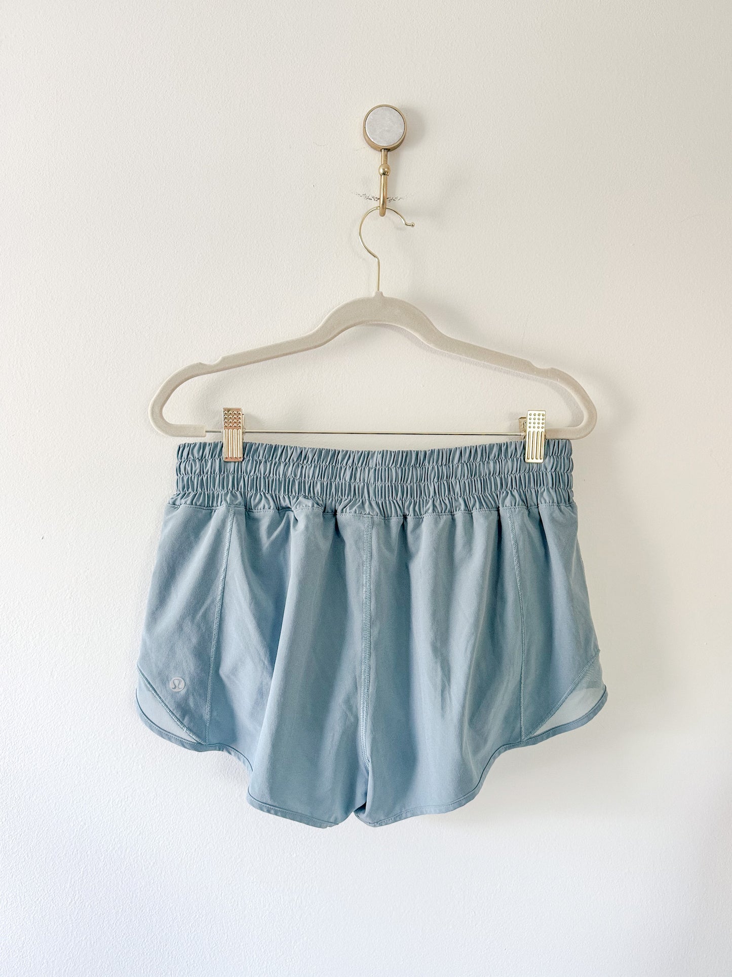 Lululemon Hotty Hot Short *High-Rise 2.5" Blue Cast