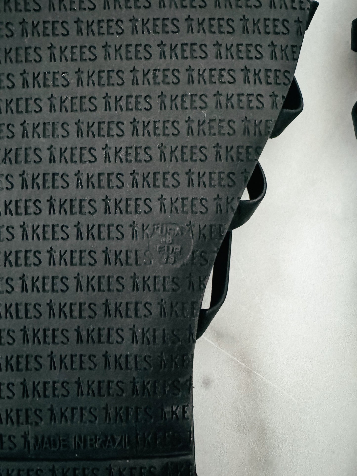TKEES Senna Sandals in Sable