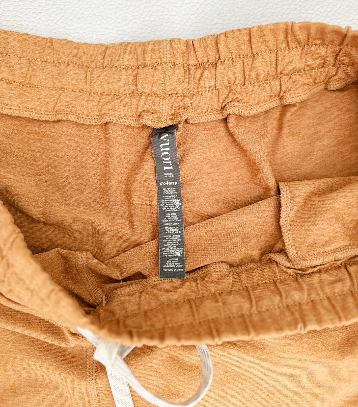 Vuori Halo Performance Shorts In Flax Heather