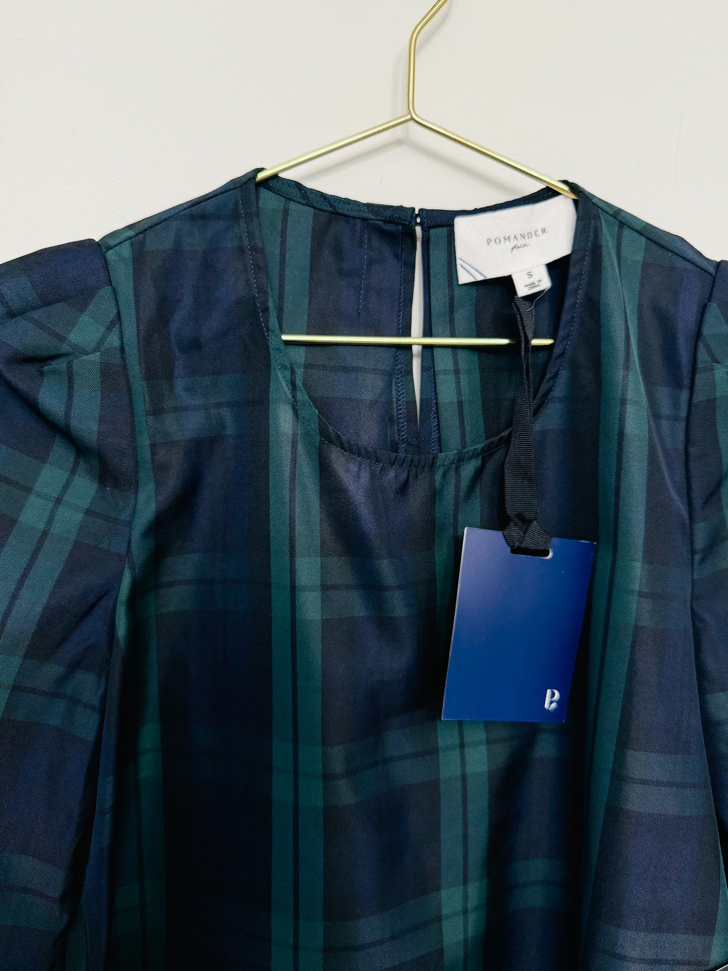 Pomander Place Black Watch Bedford Top