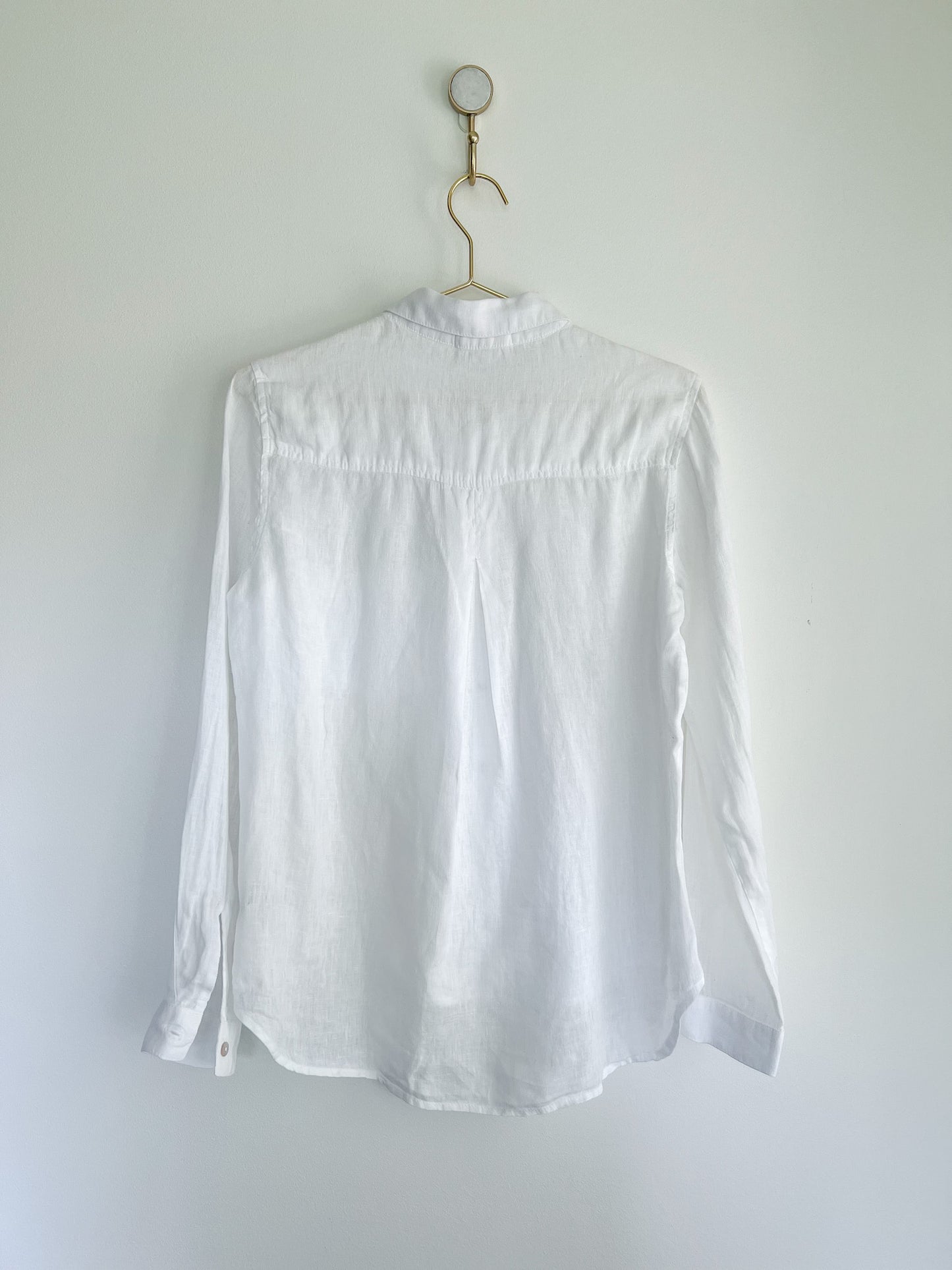 Bella Dahl White Linen Button Down Long Sleeved Shirt