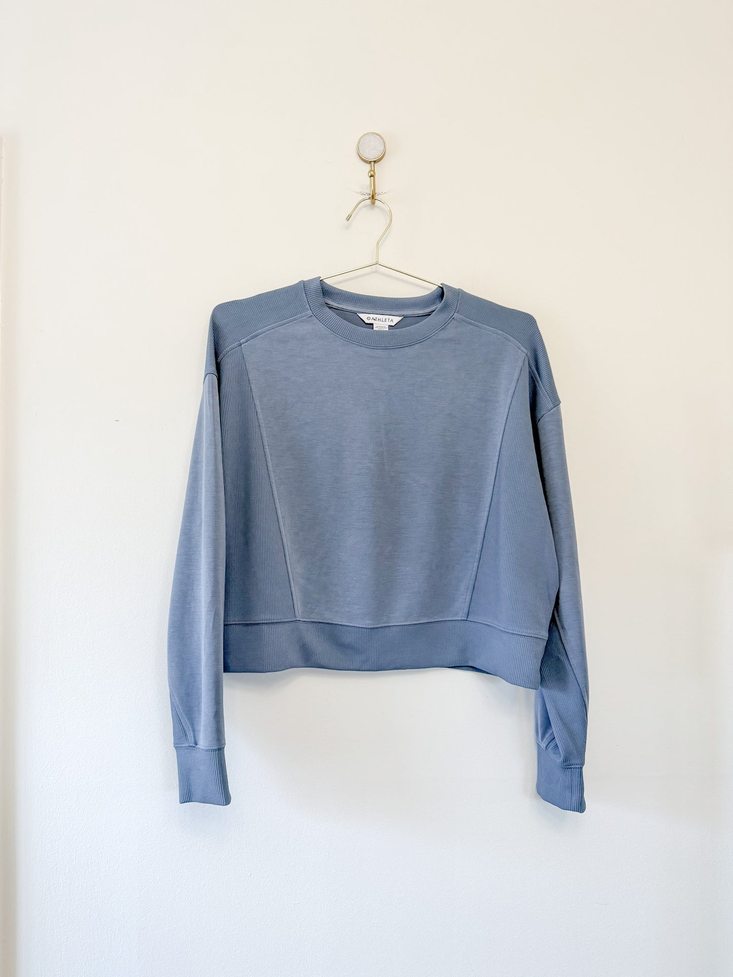 Athleta Seasoft Crewneck Sweatshirt, Size Medium
