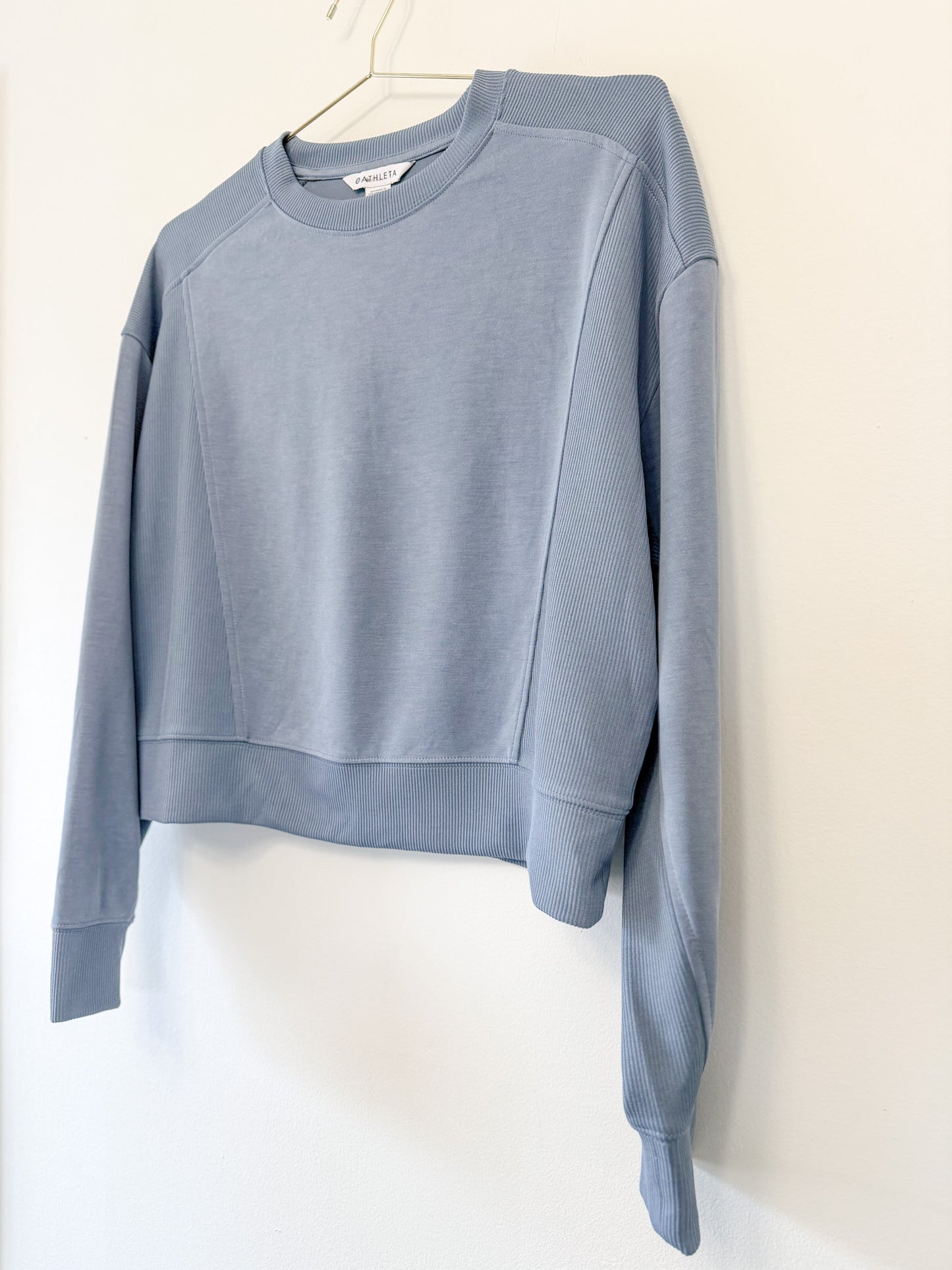 Athleta Seasoft Crewneck Sweatshirt, Size Medium