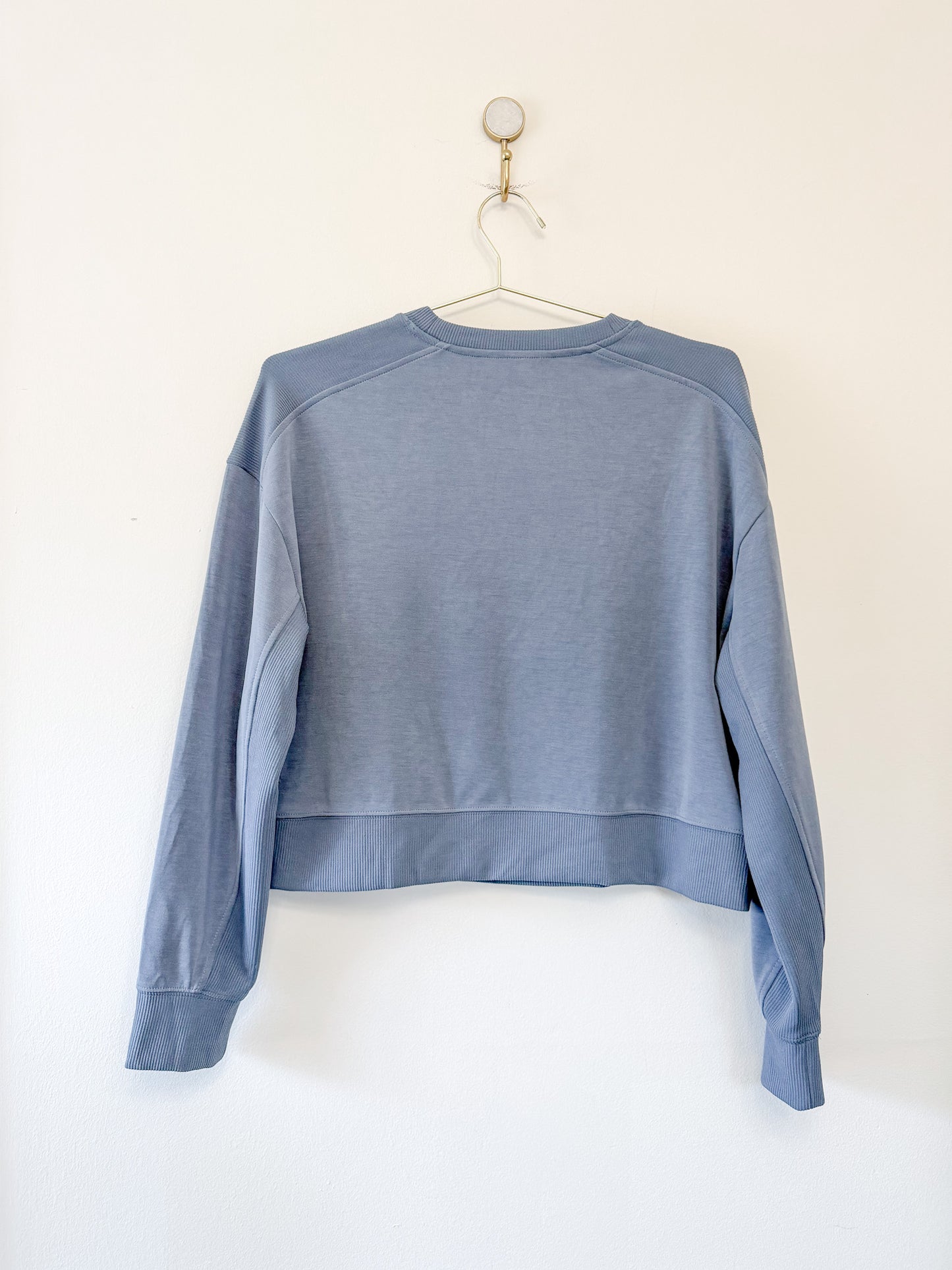 Athleta Seasoft Crewneck Sweatshirt, Size Medium