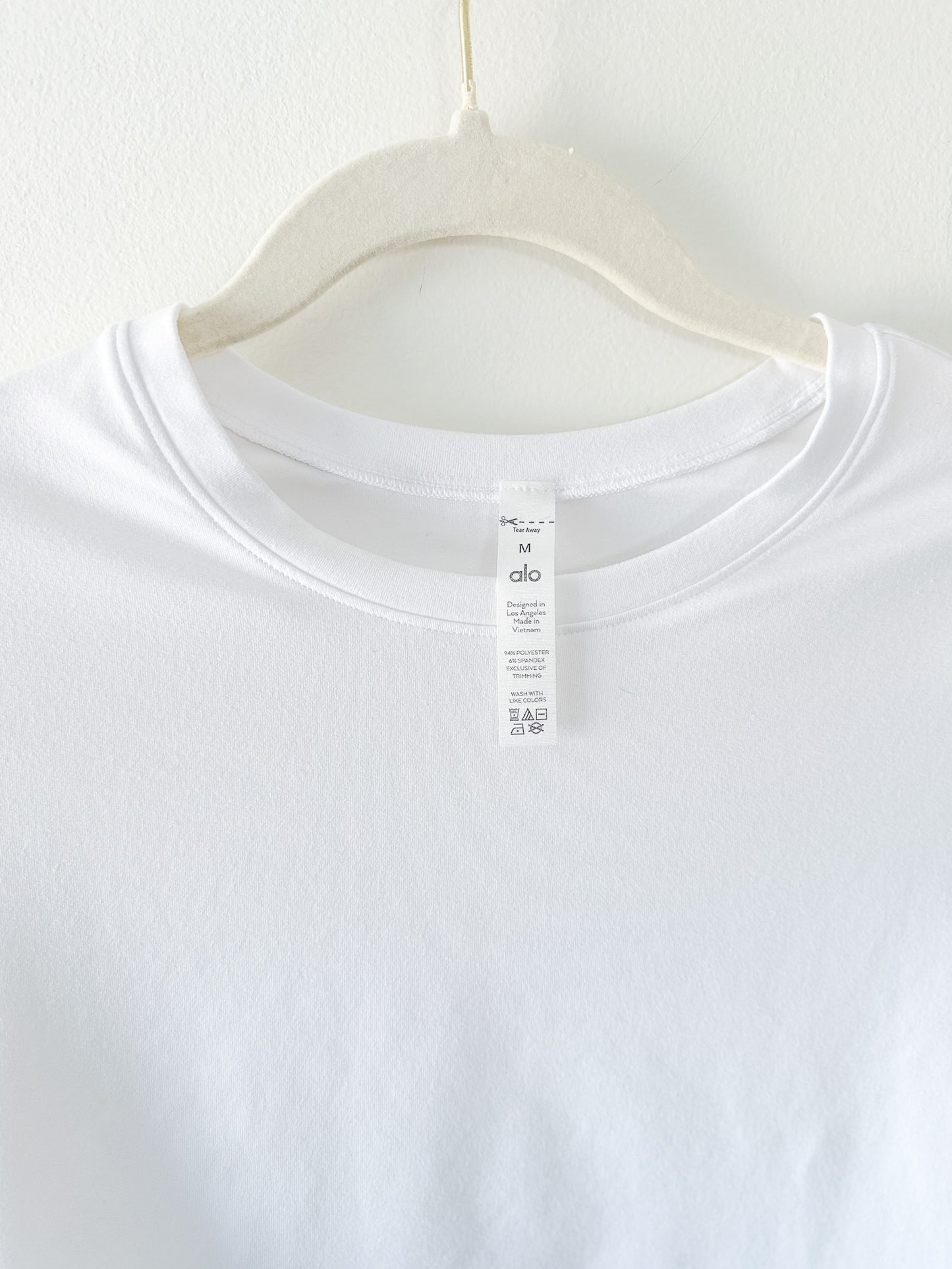 Alosoft Crop Finesse Short Sleeve, Size Medium