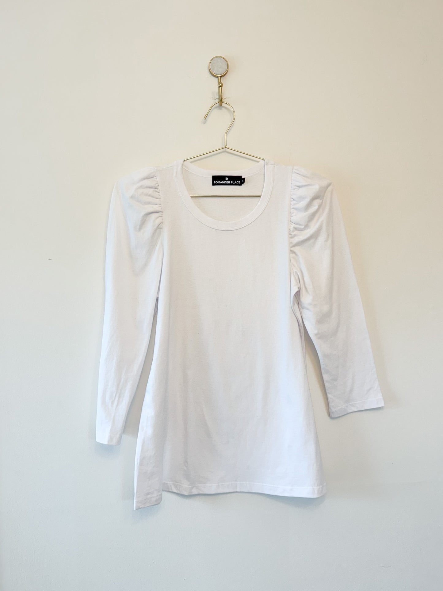 Pomander Place White Vesty Long Sleeve Crewneck