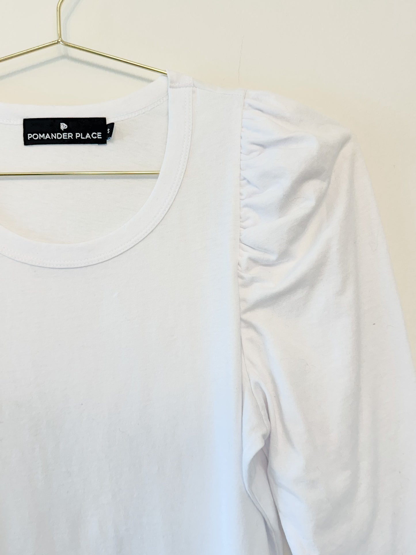 Pomander Place White Vesty Long Sleeve Crewneck