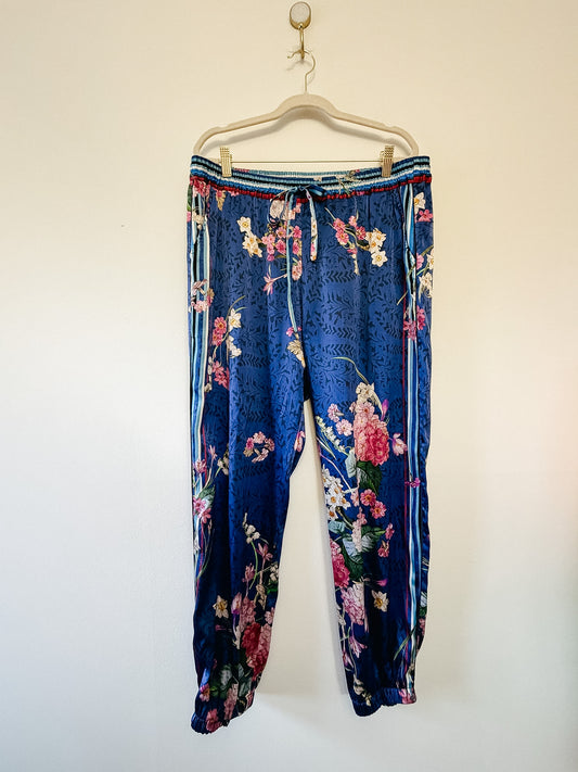 Johnny Was Willowa Zaria Floral Silk Blend Jogger, Size Large