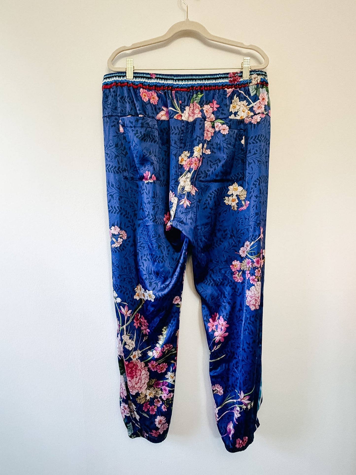 Johnny Was Willowa Zaria Floral Silk Blend Jogger, Size Large