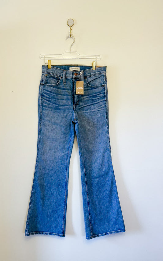 Madewell Retro Flare Jeans in Norwich Wash