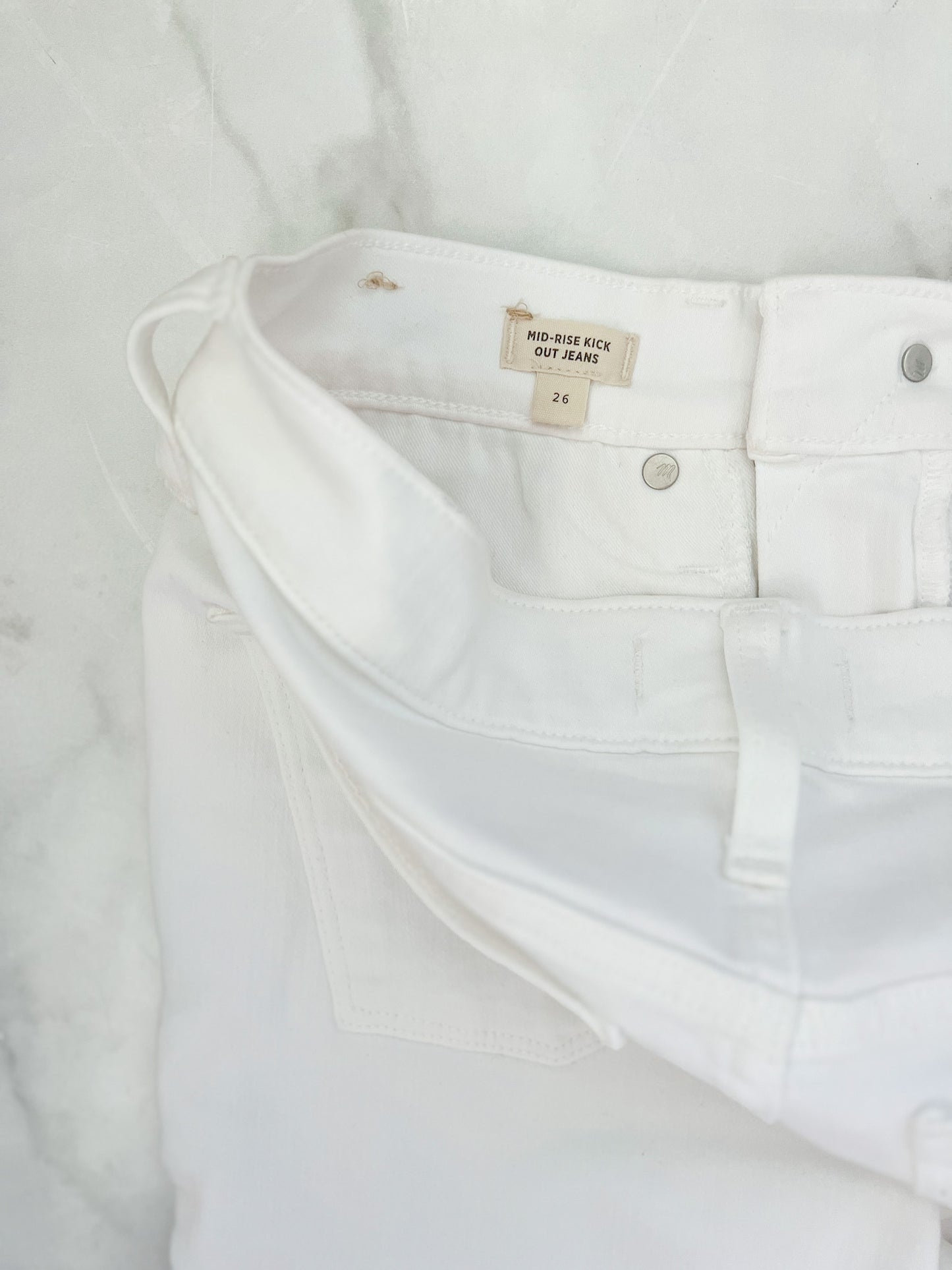 Madewell Kick Out Crop Jeans in Pure White