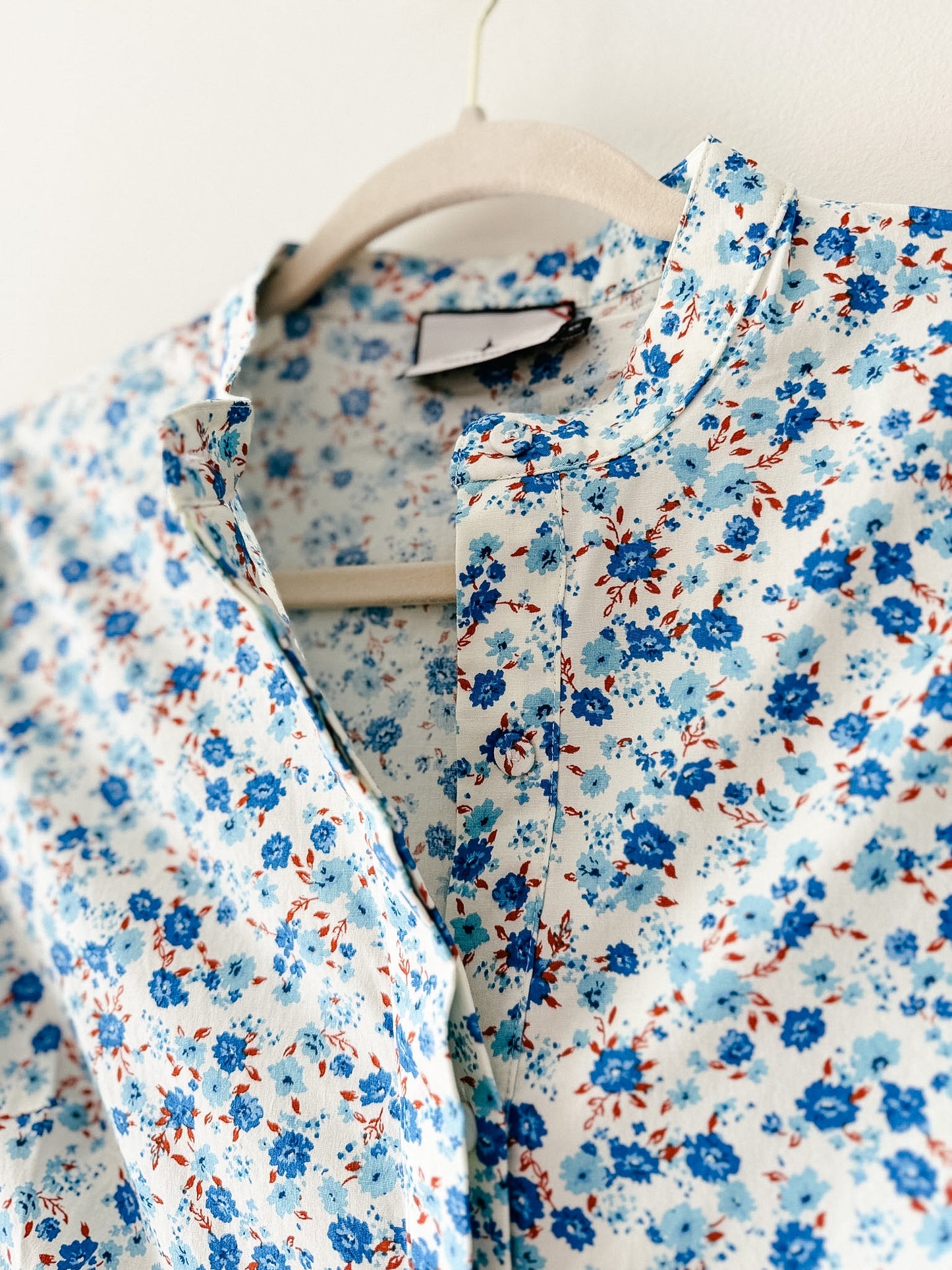 Tuckernuck Royal Shirt Dress in Bluebell Floral Ditsy Calico, Size Extra Small