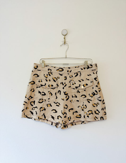 Avec Les Filles Leopard Print Women's Shorts, Size 14