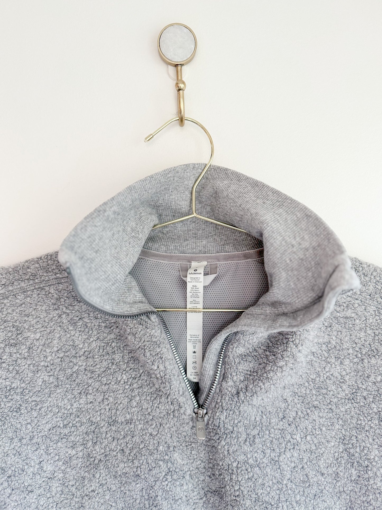 Lululemon Stand Out Sherpa 1/2 Zip Heathered Core Light Grey / Silver Drop