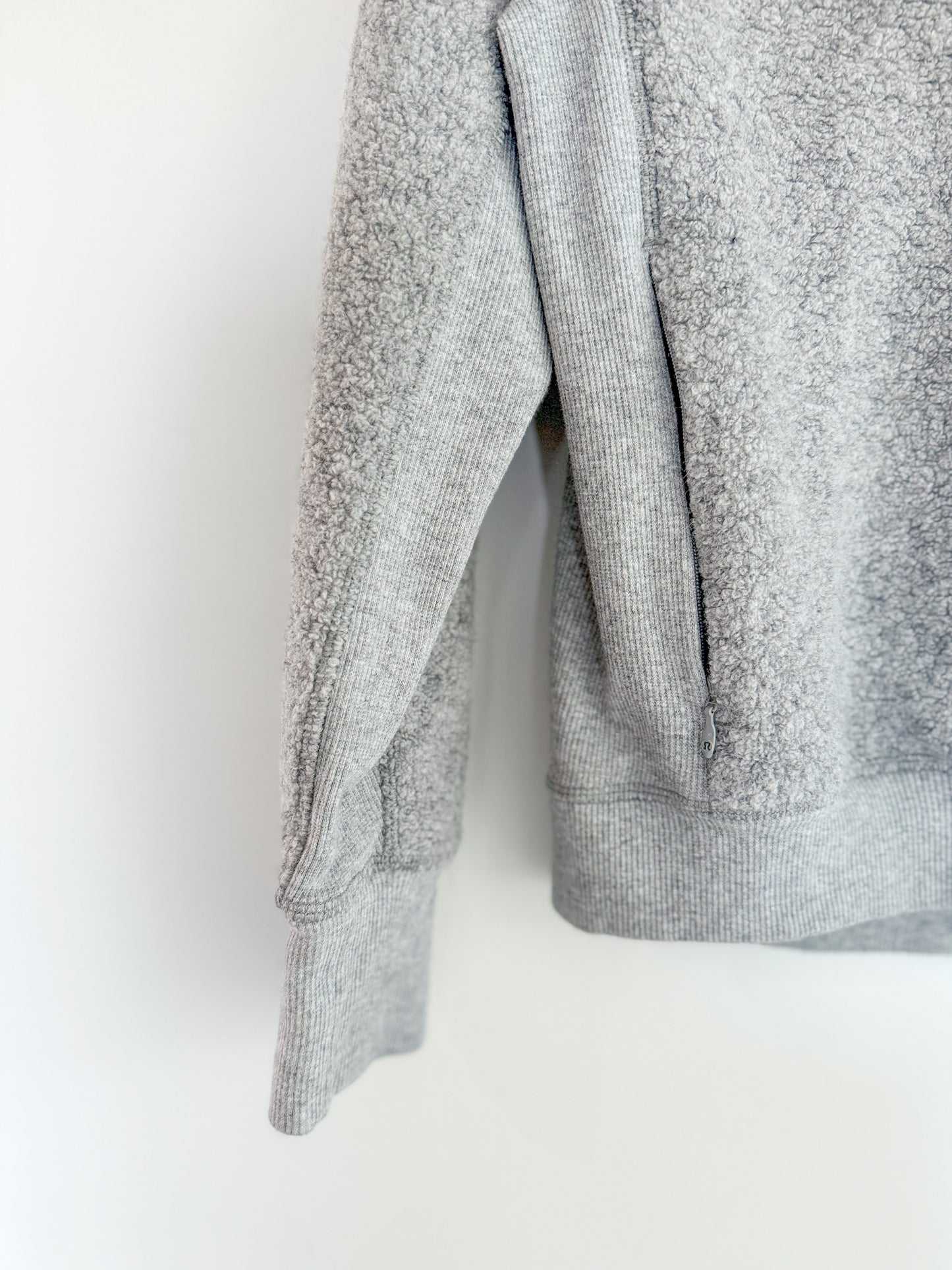 Lululemon Stand Out Sherpa 1/2 Zip Heathered Core Light Grey / Silver Drop